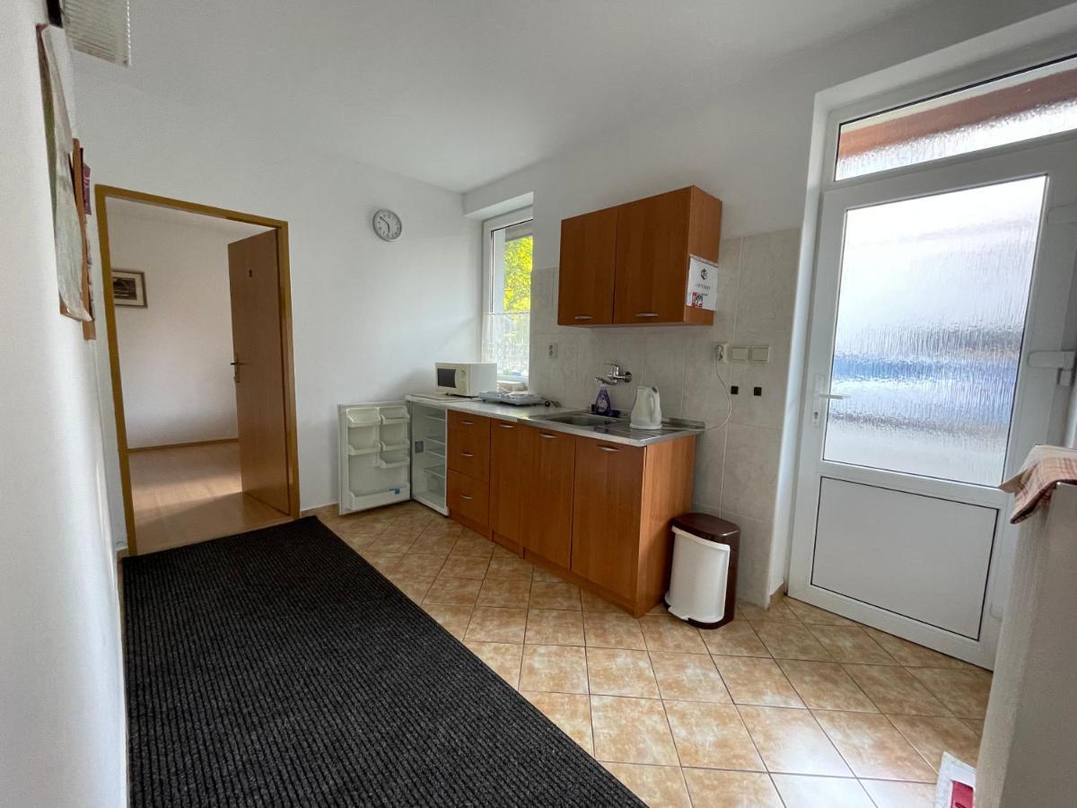 Privat Hotos Apartment Liptovsky Mikulas Exterior photo